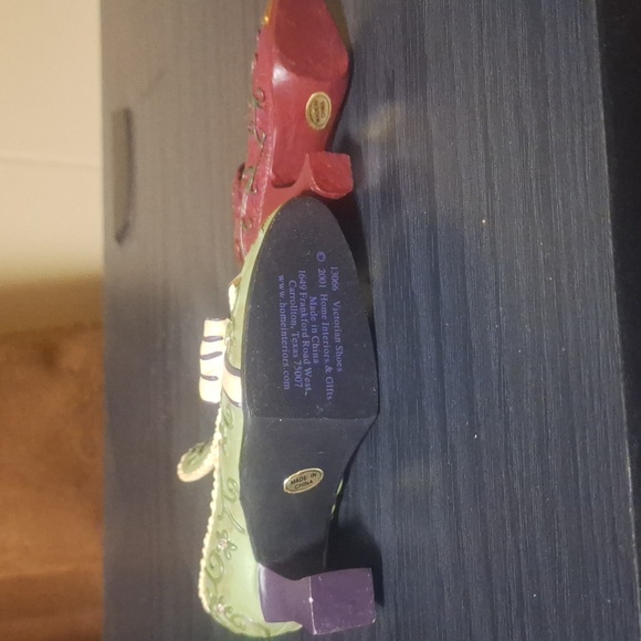 Ceramic decorative shoes - Picture 2 of 4